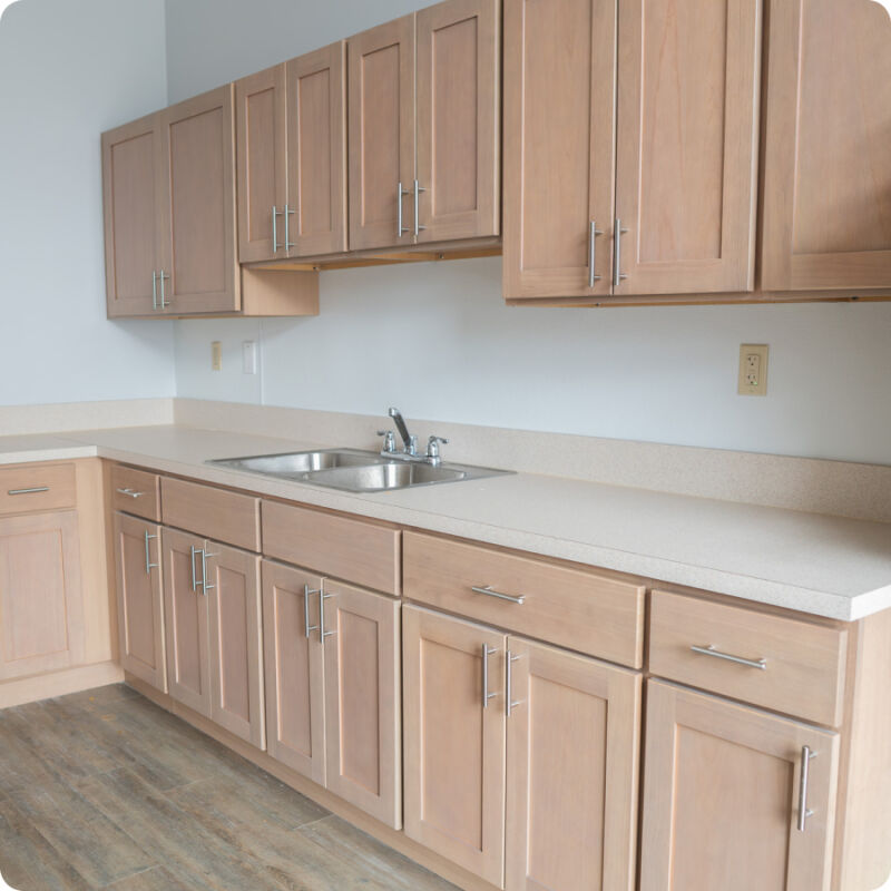 Kitchen & Floor Decor